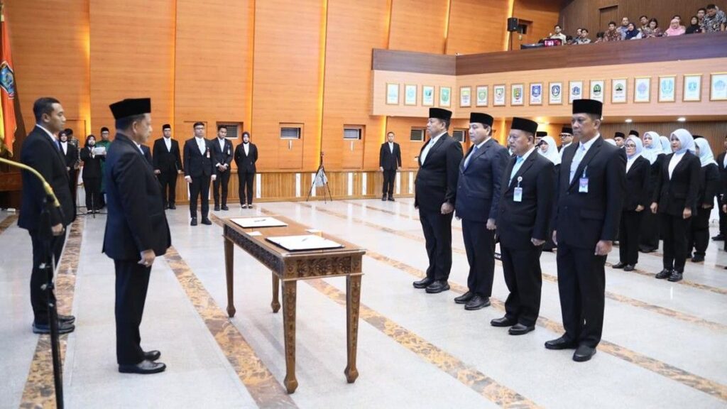 Mendagri Tito Karnavian Lantik Pejabat Baru di Lingkungan Kemendagri
