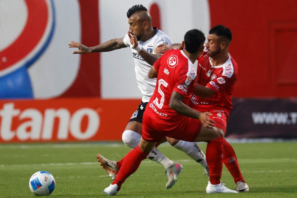 Fernando Ortiz Jelaskan Kunci Kebangkitan Colo-Colo Lawan Unión La Calera