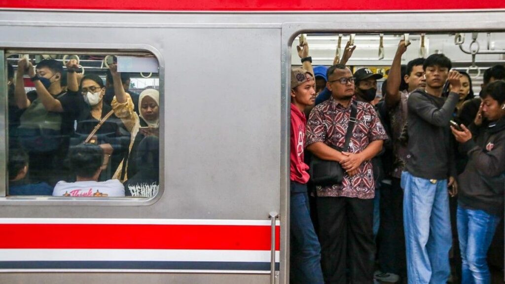 KAI Commuter Catat 178 Juta Perjalanan Selama Semester I 2026