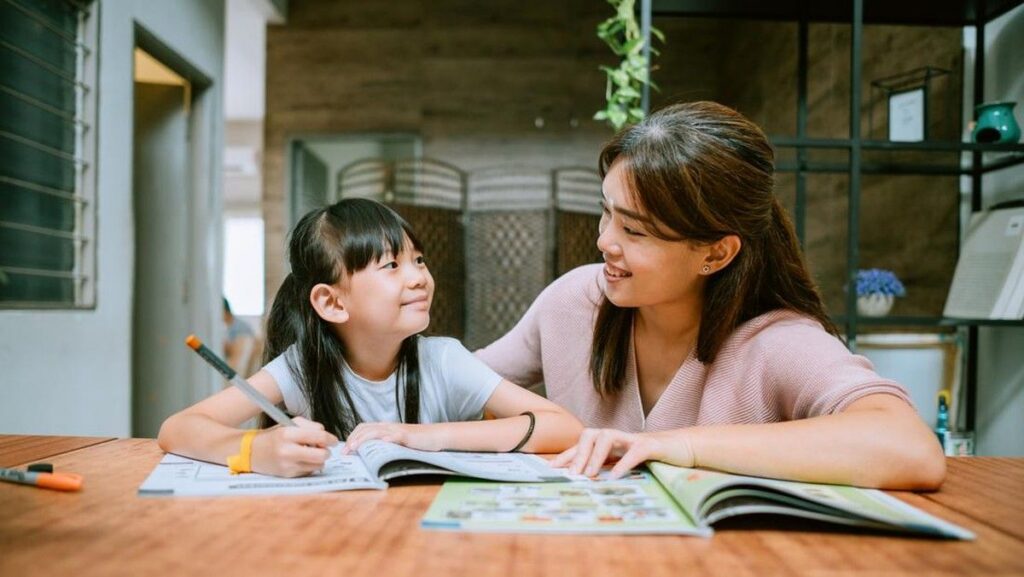 Mengupas Hewan Vivipar: Ciri, Contoh, dan Perbedaannya dengan Ovipar dan Ovovivipar