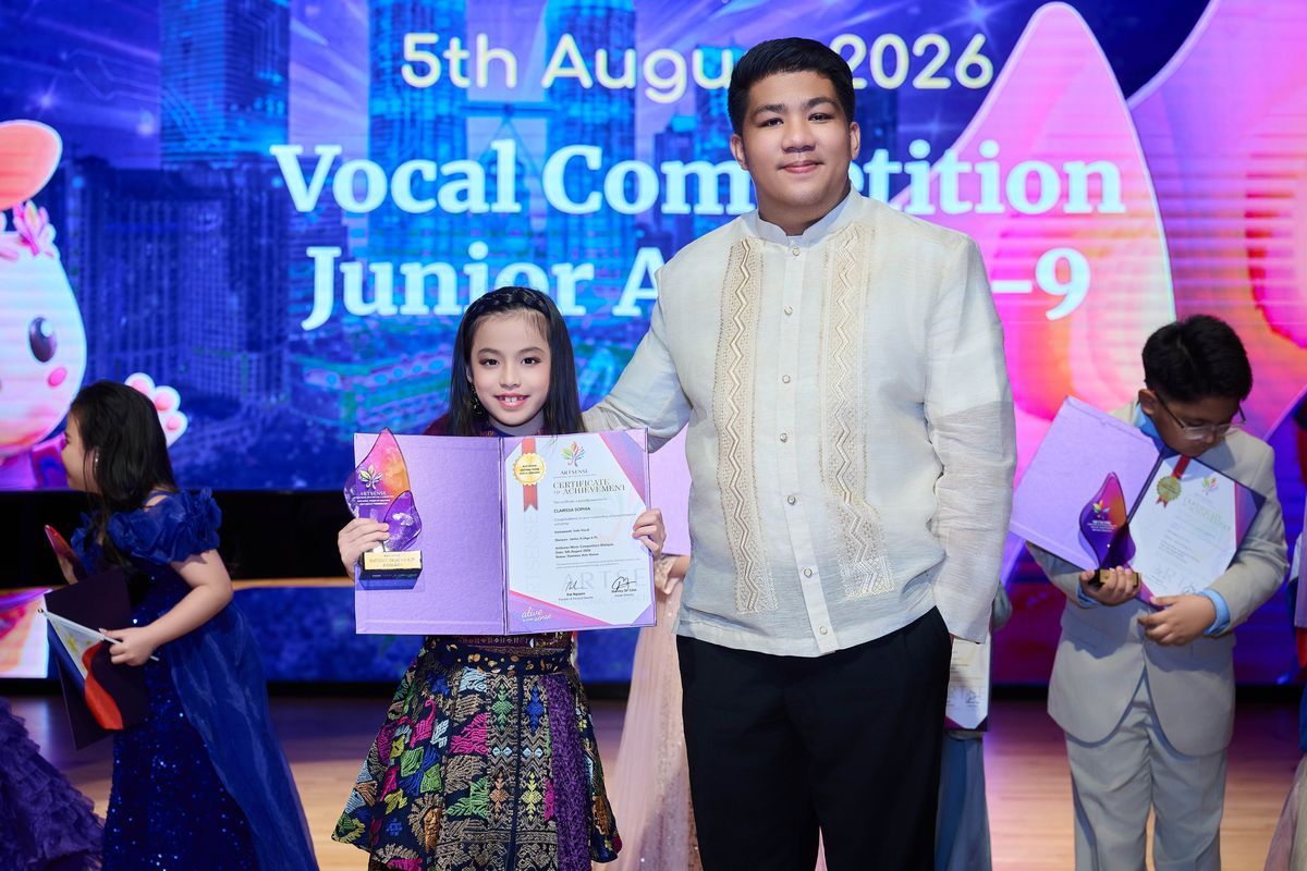 Clarissa Sophia Raih Grand Champion Festival Musik di Malaysia