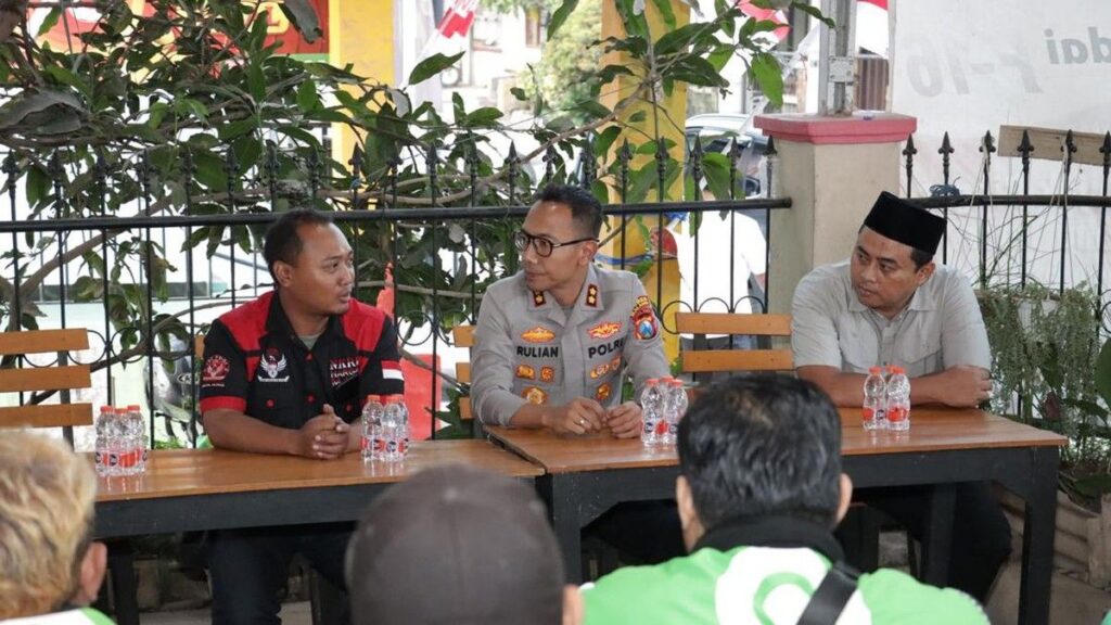 Polres Malang Ajak Pengemudi Ojol Jaga Ketertiban Masyarakat