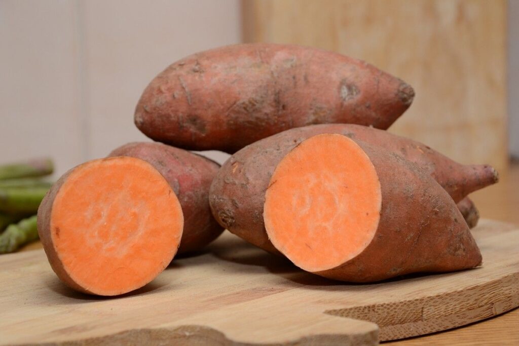 Membedakan Ubi Jalar dan Ubi Ungu dari Warna, Rasa, dan Nutrisi