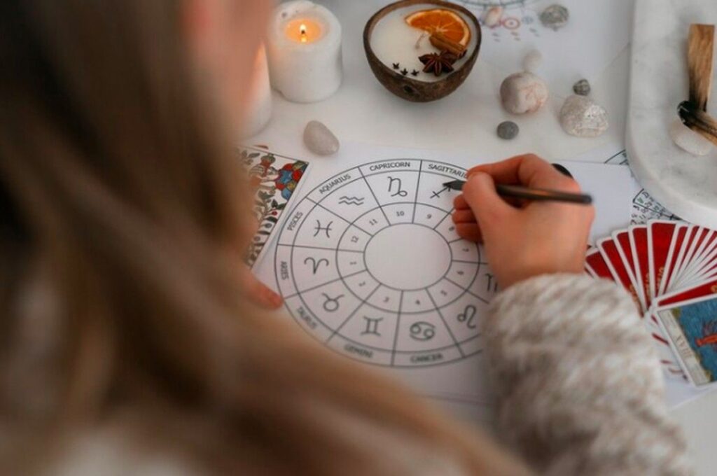 Ramalan Zodiak Capricorn Aquarius dan Pisces Mengenai Peluang dan Asmara