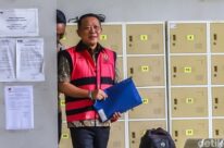 Hangzhou Uji Coba Robot Humanoid SUPCON Pengatur Lalu Lintas