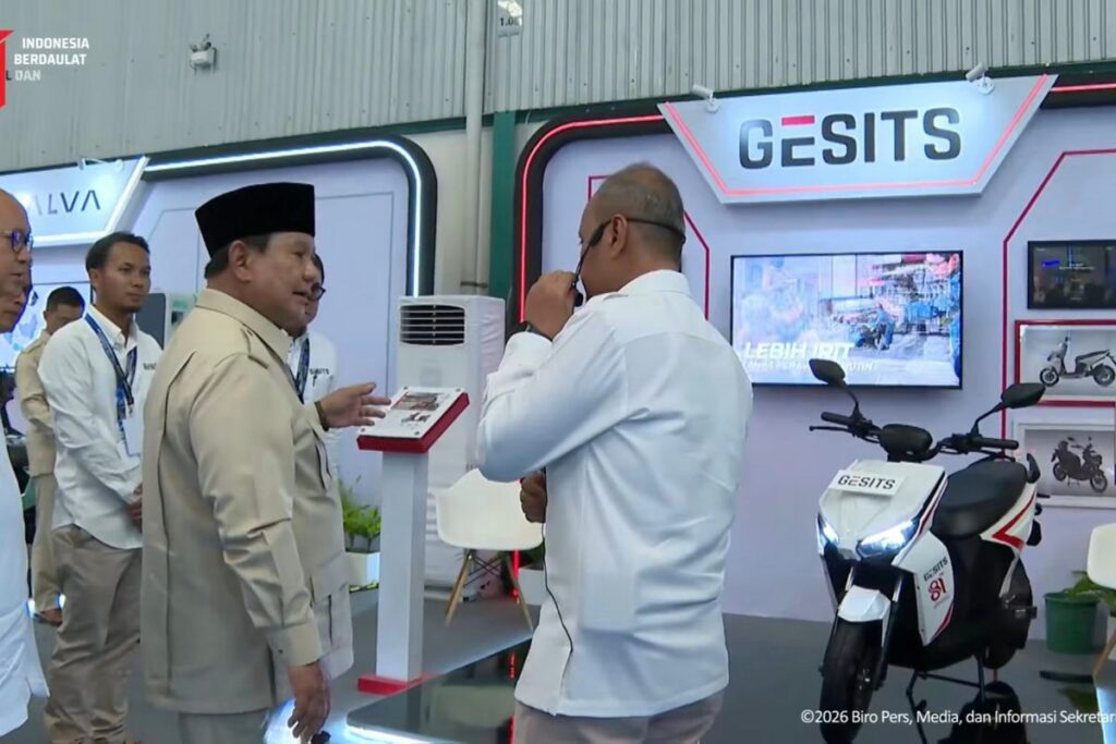Prabowo Dorong Kredit Tanpa DP untuk Motor Listrik Nasional