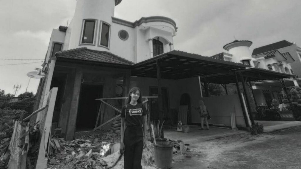 Ummi Quary Membeli Rumah Kastel Cash di Usia 24 Tahun