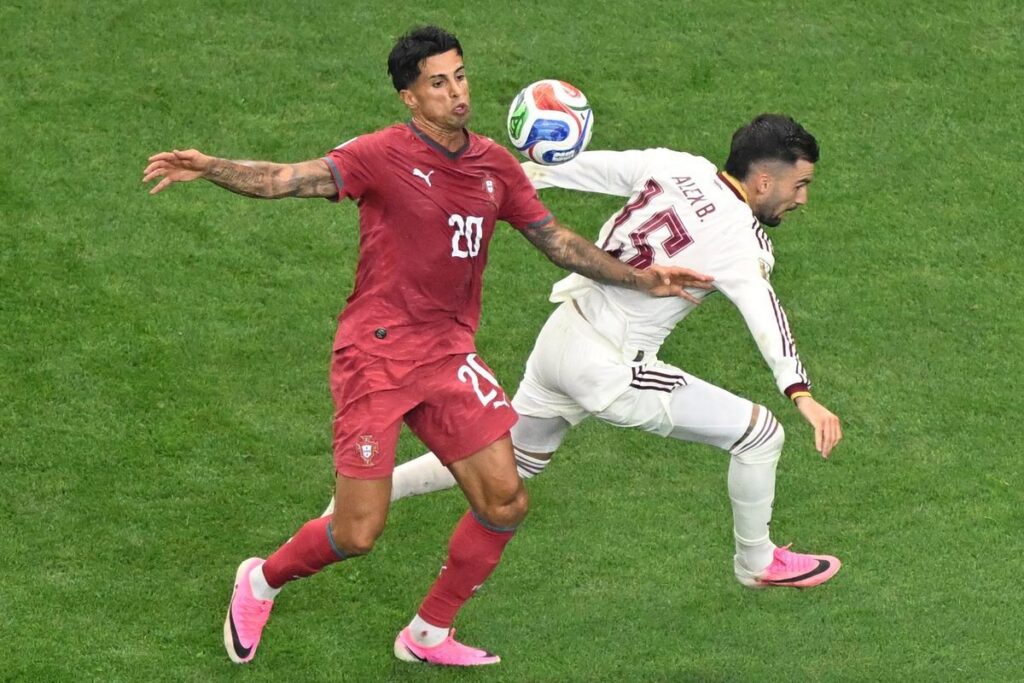 Barcelona Resmi Kontrak Joao Cancelo Secara Permanen Hingga 2029
