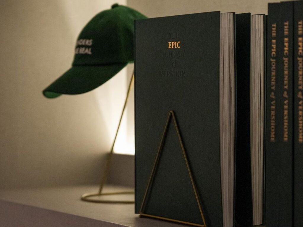 VERSHOME Terbitkan Buku Perjalanan 12 Tahun Industri Desain Interior
