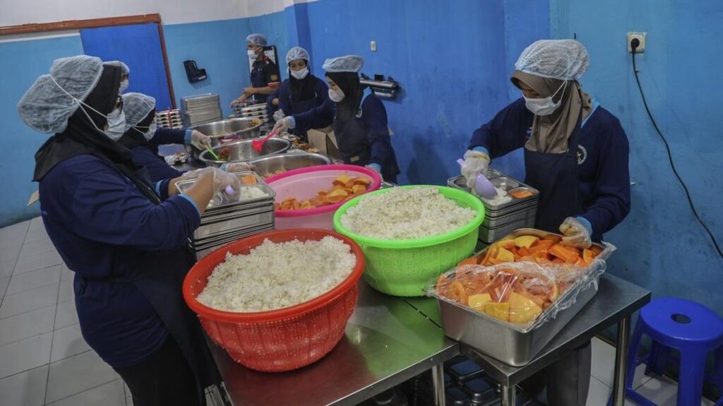 BGN Hentikan Operasional SPPG Karangturi Usai Kasus Keracunan