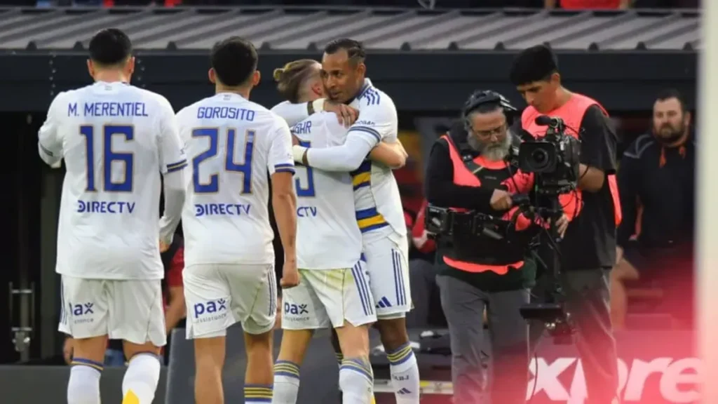 Boca Juniors Imbangi Newell s Old Boys 2 2 di Rosario