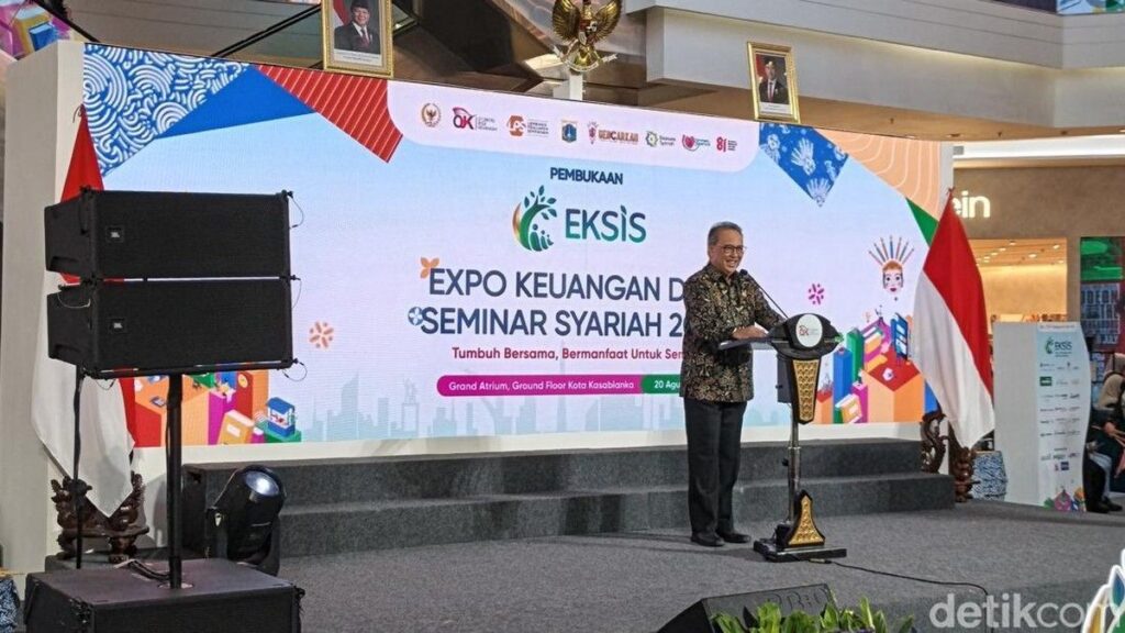 OJK Catat Inklusi Keuangan Syariah Masih Rendah Meski Aset Naik