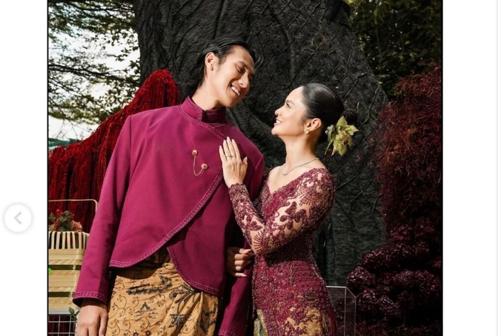 Hana Malasan dan Sean Gelael Gelar Acara Lamaran di Bandung