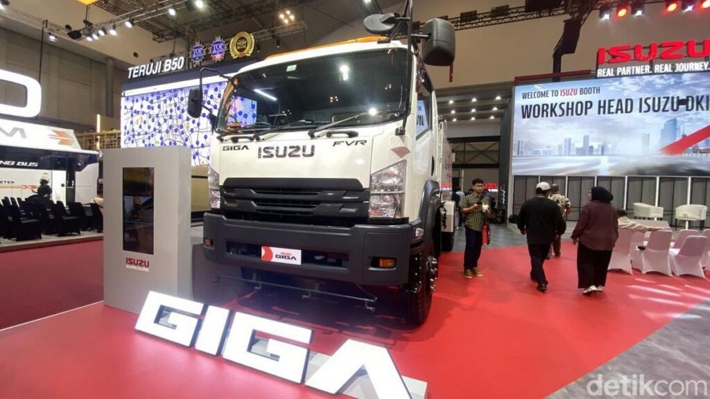 Isuzu Perkuat Layanan Purnajual untuk Jaga Uptime Kendaraan Niaga Konsumen