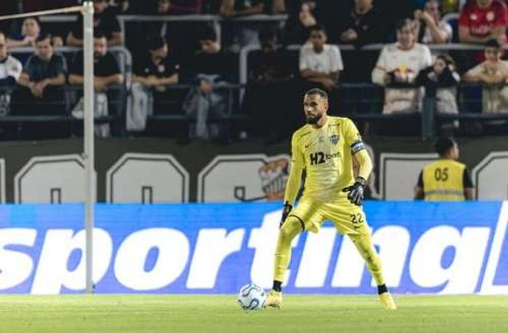 Eduardo Domínguez Puji Kinerja Performa Kiper Everson Usai Tekuk Bragantino