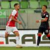 Crvena Zvezda Mainkan Pertandingan Kunci dengan Pemain Lebih di Kualifikasi Liga Champions