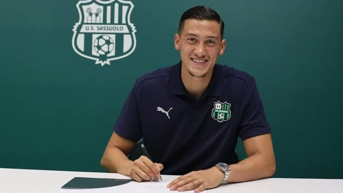 Jay Idzes Kembali Berlatih Bersama Sassuolo Usai Pulih Cedera