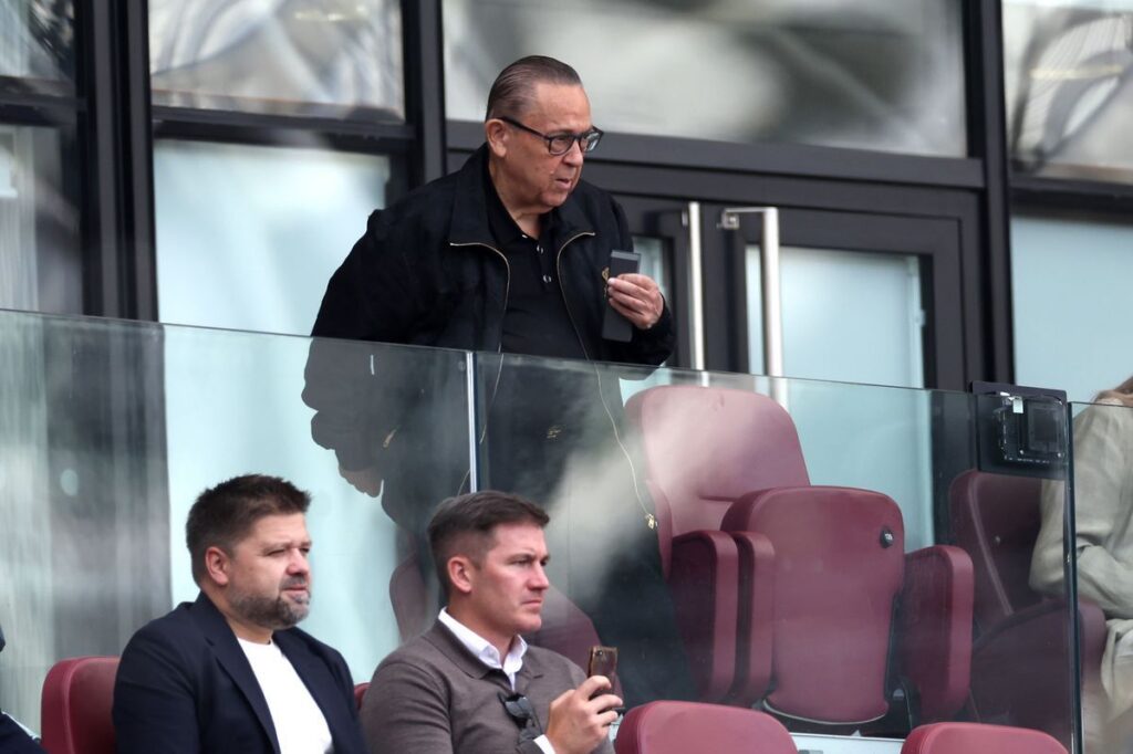 David Sullivan Hadiri Laga West Ham Meski Dilarang Pengelola Stadion