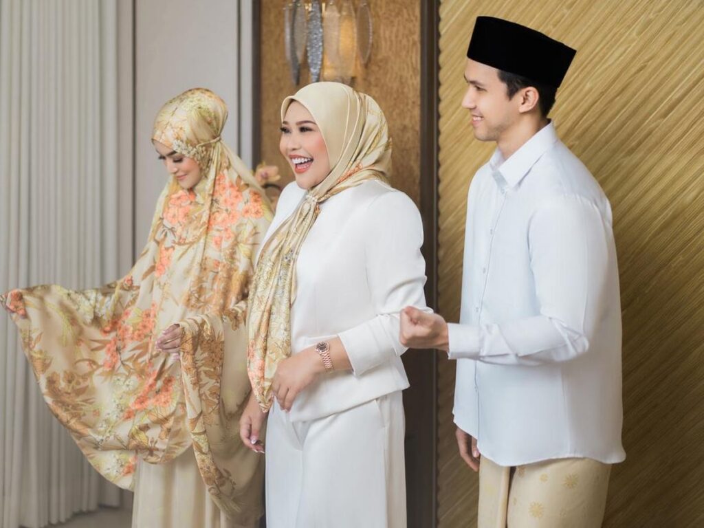 Saskara Rilis Koleksi Mukena Bungo Ameh Berunsur Budaya Minang