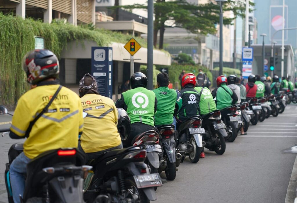 Ojol di Jaksel Dapat Motor Baru Usai Motornya Dirusak Sopir Alphard