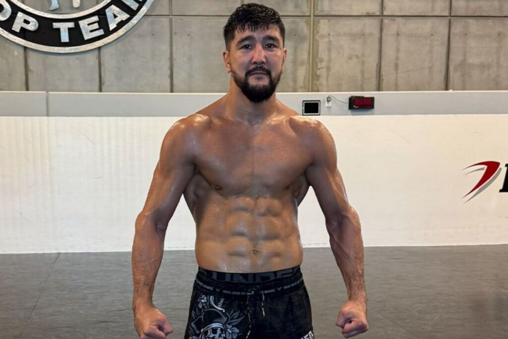 Bilal Hasan Raih Kontrak UFC Usai Menang TKO 45 Detik