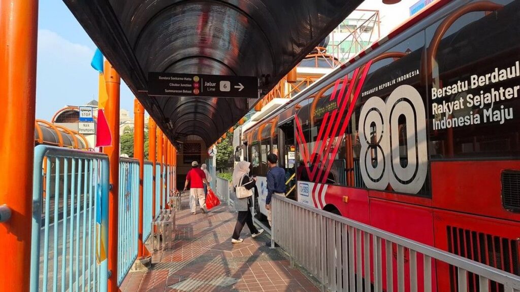 Pemprov DKI Tetapkan Tarif Transjabodetabek Blok M Bandara Rp15 Ribu