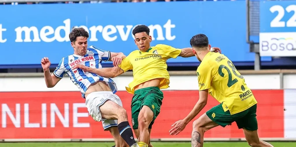 Lommel SK Bidik Shawn Adewoye dan Halilovic Berpeluang ke Italia