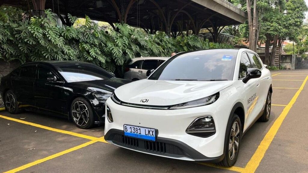 Changan Jelaskan Aman Tidaknya Parkir Paralel Mobil Listrik Nevo Q05