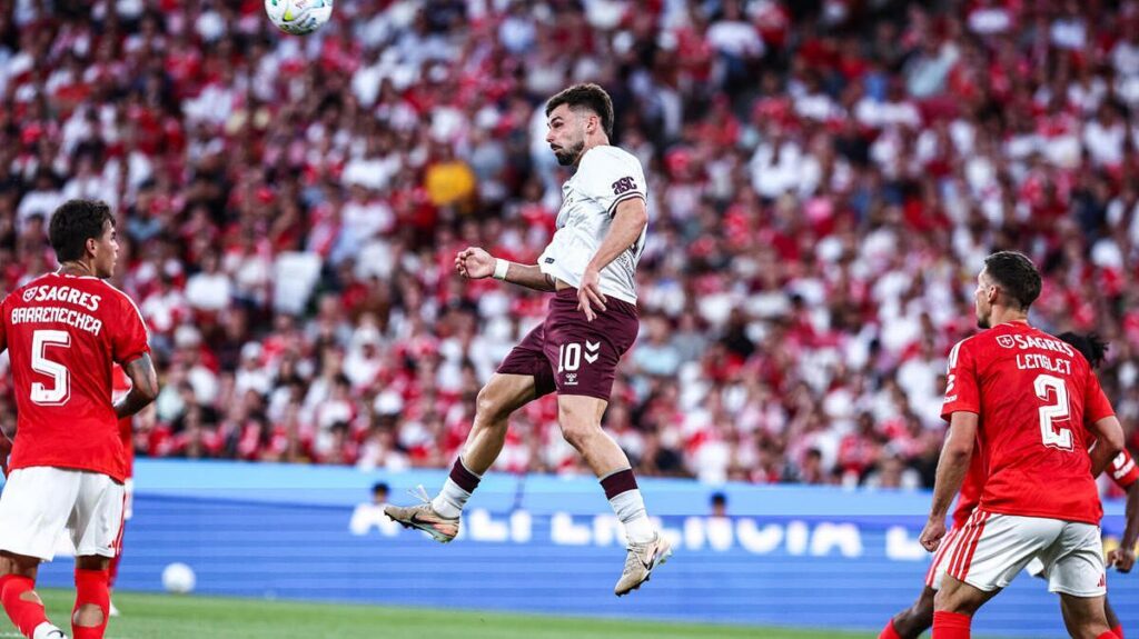 Hearts Tumbang 1-6 dari Benfica di Kualifikasi Liga Europa