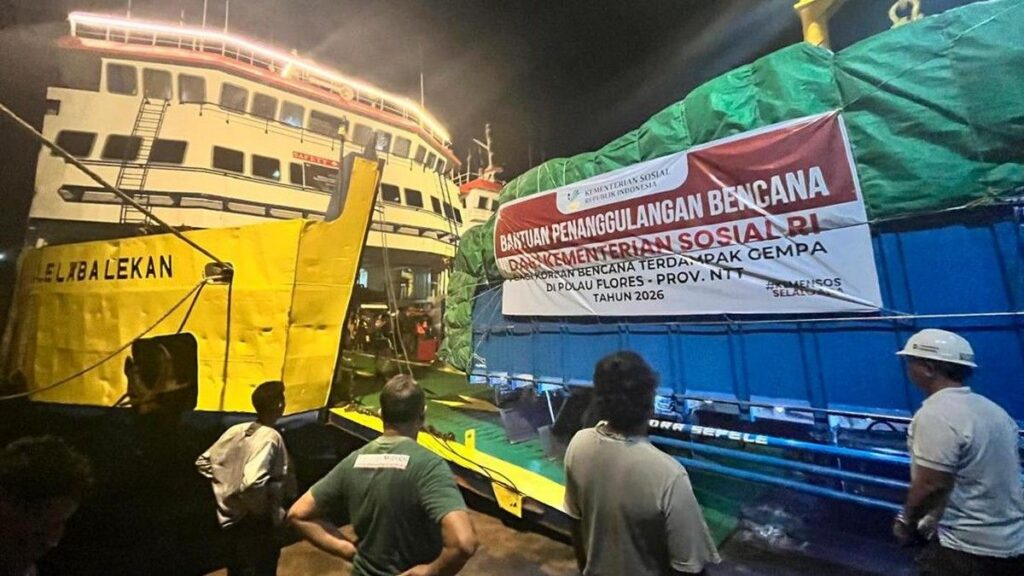 Kemensos Kirim Bantuan Logistik Gempa Flores Lewat Jalur Laut
