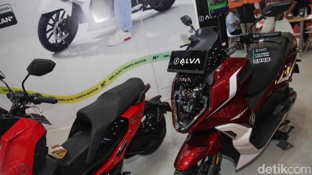 ALVA Patok Penjualan Motor Listrik Naik Dua Lipat