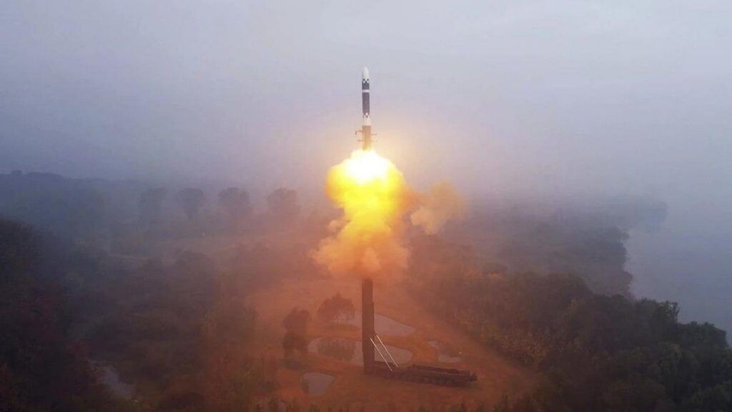 Korea Utara Tembakkan Rudal Balistik Jelang Latihan Militer AS Korsel