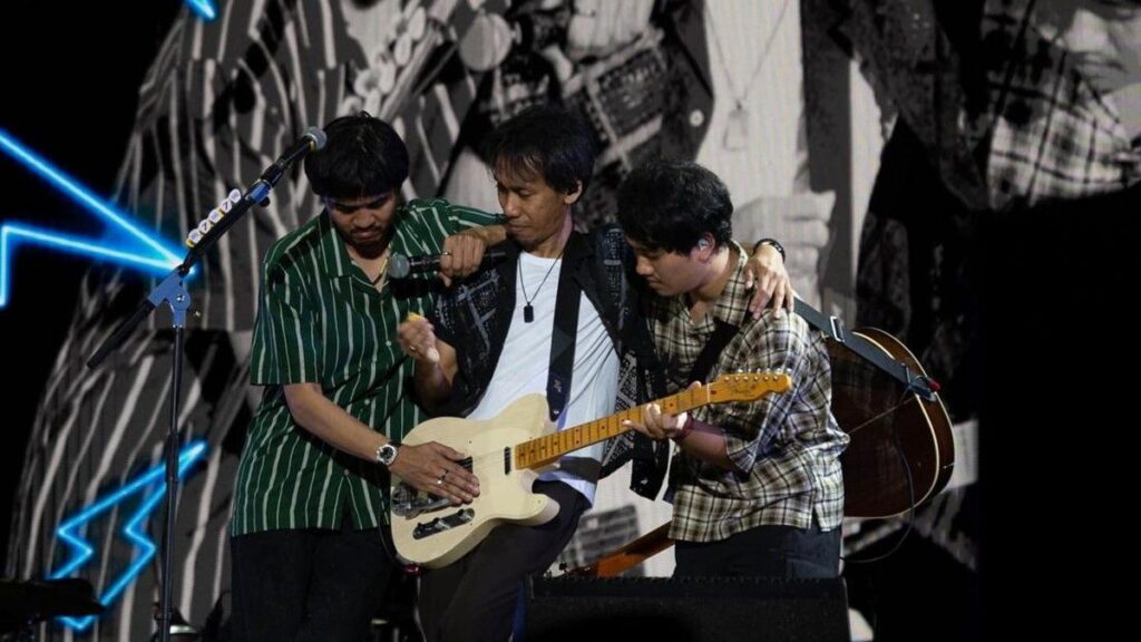 Eross Candra Ungkap Peran Radio dalam Kesuksesan Sheila on 7