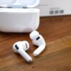 Bocoran macOS Tahoe Ungkap AirPods Berkamera dan Produk Baru Apple