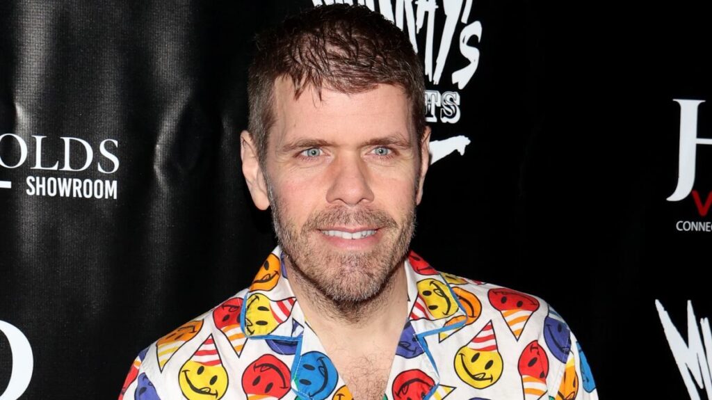 Perez Hilton Dilarikan ke Rumah Sakit Usai Sesi Live TikTok
