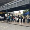 Aksi Mogok Sopir Angkot M44 Picu Antrean Panjang Jaklingko di Tebet