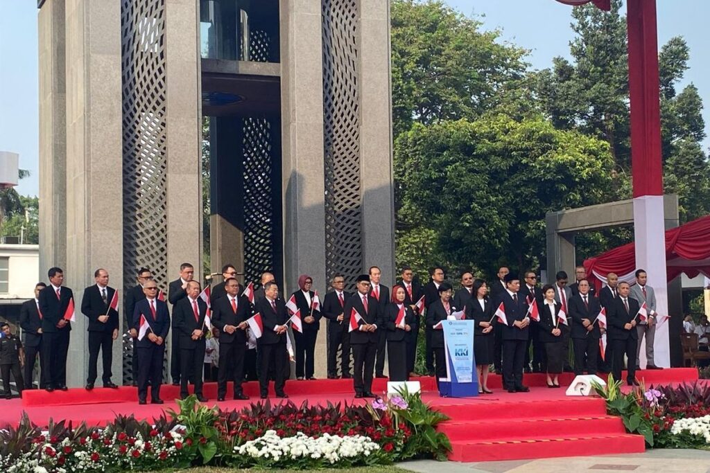 BI Resmi Luncurkan Kartu Kredit Indonesia dan Perluas QRIS 0 Persen