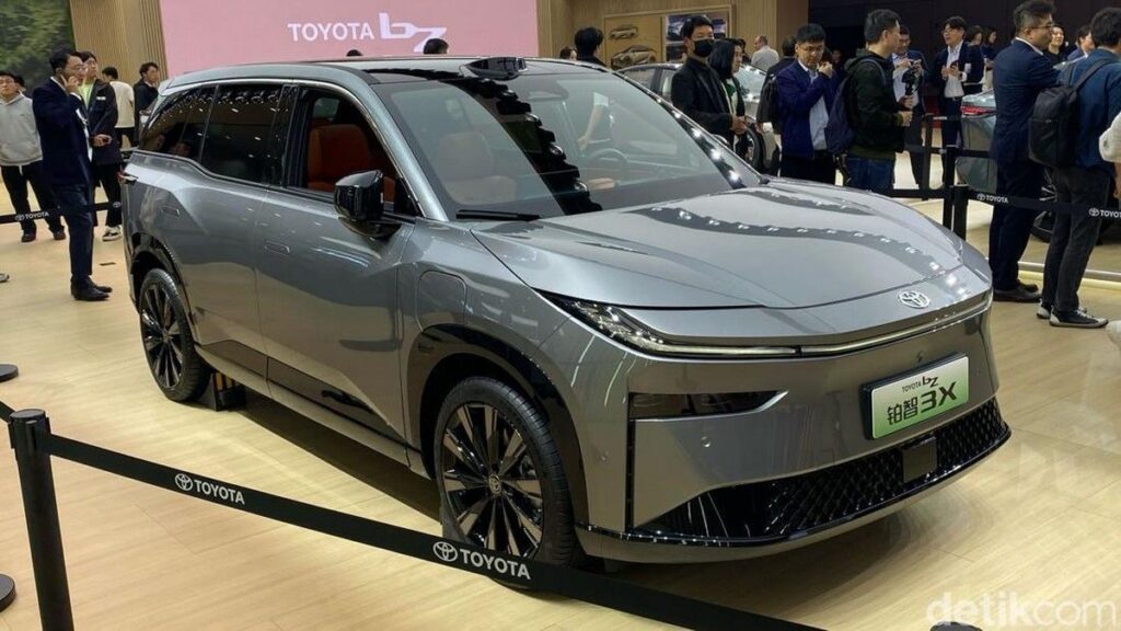 Toyota Kaji Potensi Peluncuran Mobil Listrik Murah bZ3 di Indonesia
