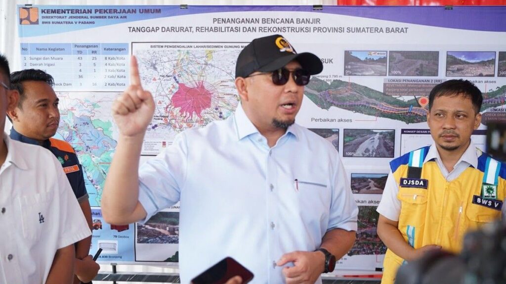 LPDB Koperasi Rayakan 20 Tahun dengan Berbagi untuk Lansia di Jakarta Selatan
