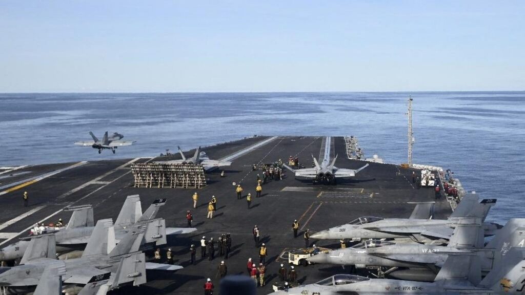 Trump Perintahkan Penggantian Sistem Peluncur Jet Kapal Induk AS