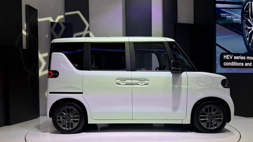 BYD Racco Catat 1.002 Pesanan Dua Minggu Pasca Rilis di Jepang