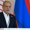 Presiden Iran Bantah Rumor Renggang dengan Mojtaba Khamenei