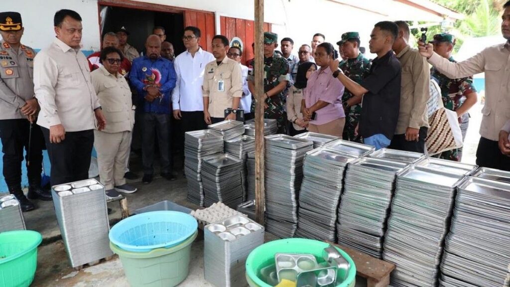 Wamendagri Ribka Haluk Evaluasi Program Makan Bergizi Gratis di Jayapura