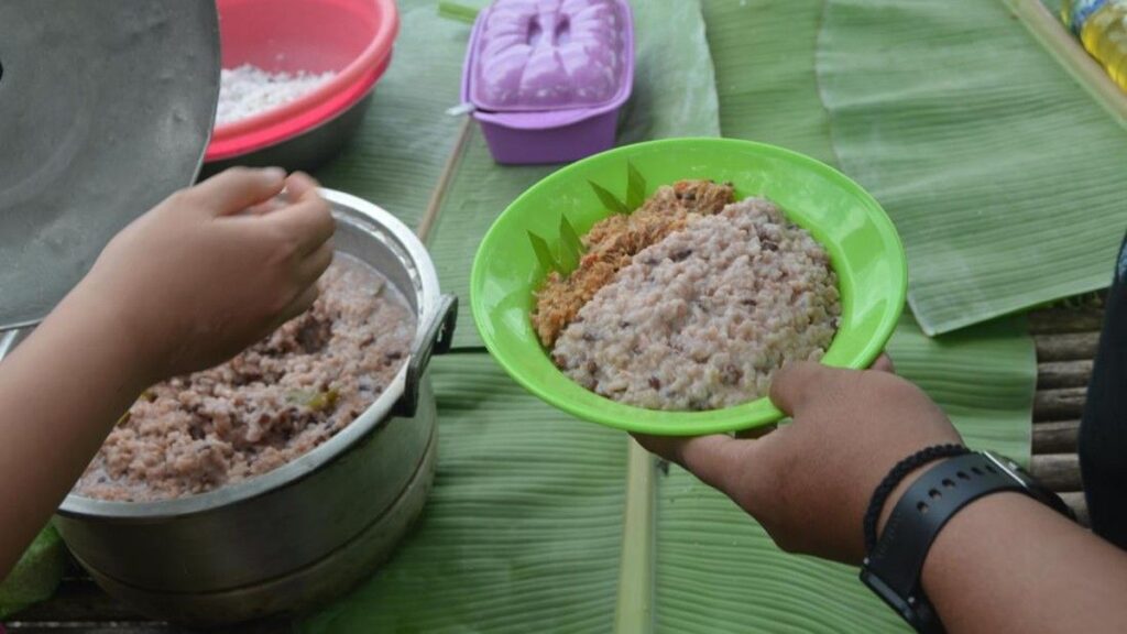 Keunikan Bubur Tambue Kuliner Khas Talaud Berbahan Kacang Filipina