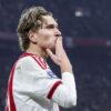 PSG Incar Mika Godts dari Ajax Amsterdam pada Bursa Transfer