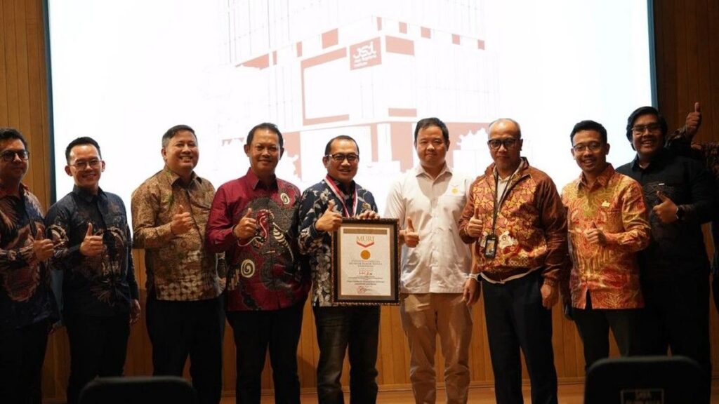 Hutama Karya Raih Penghargaan MURI untuk Galeri Budaya di Rest Area KM 99