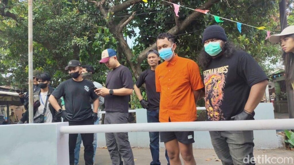 Polda Metro Jaya Menyisir Kali Licin Cari Potongan Kaki Korban Mutilasi