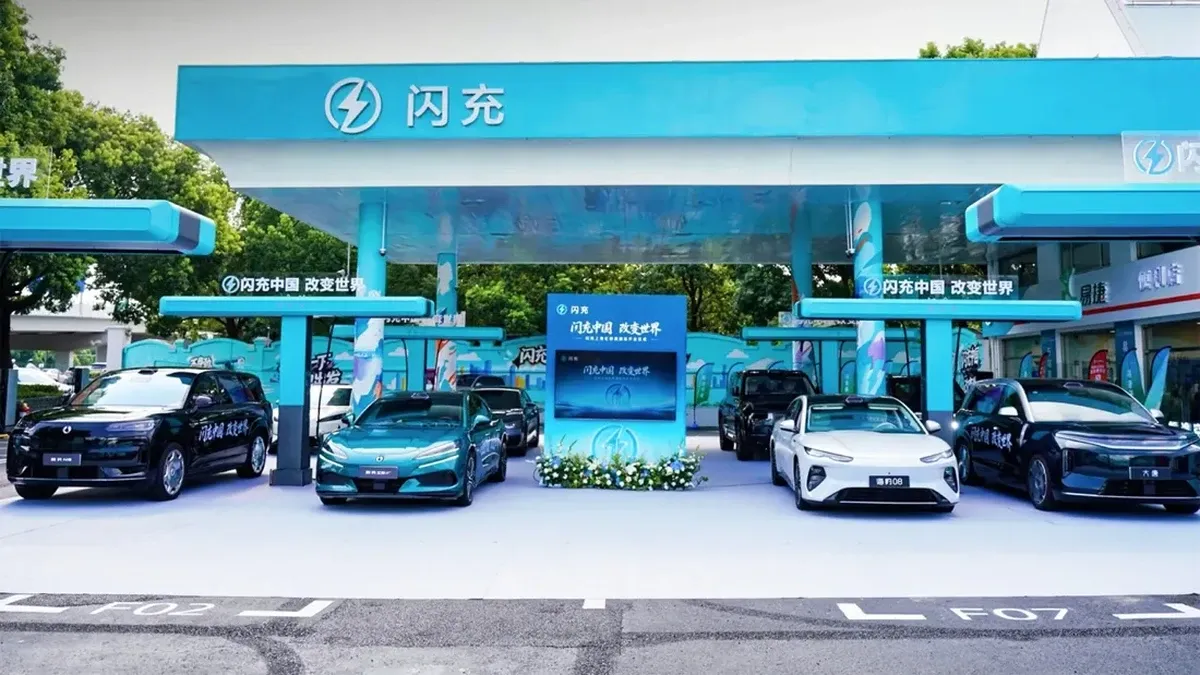 BYD Ubah SPBU Sinopec Shanghai Jadi Pusat Pengisian Daya Cepat