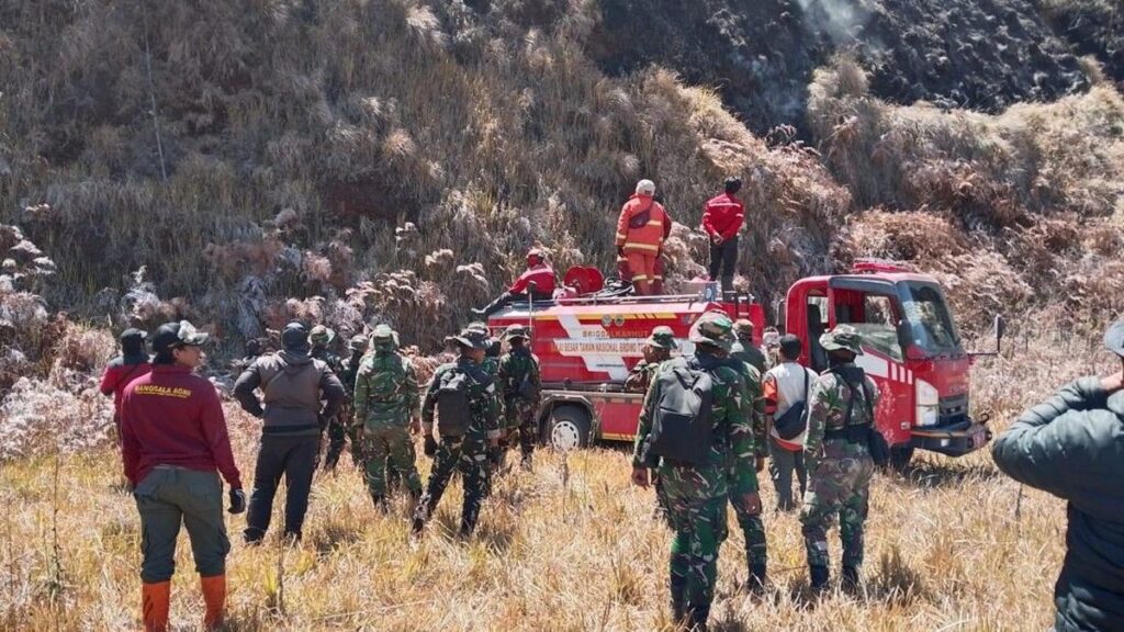 Kebakaran Hutan dan Lahan di Bromo Padam Setelah 12 Hari