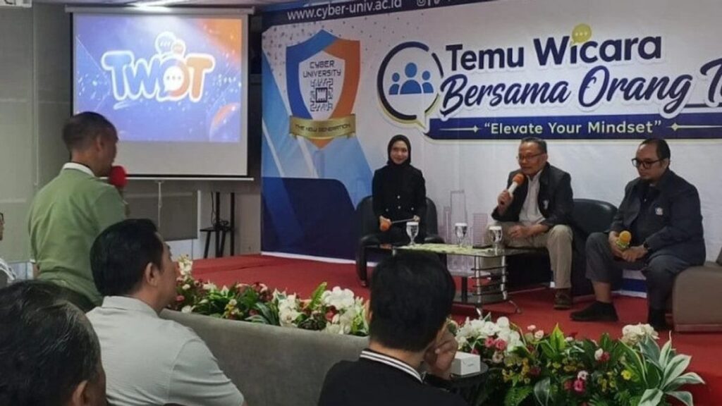 Cyber University Terapkan Kurikulum CLP Tiga Plus Satu Siapkan Talenta AI